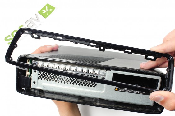 Guide photos remplacement lentille laser Xbox 360 S (Etape 12 - image 3)